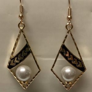 ❤️ Hamilton Gold Enameled Tribal Earrings